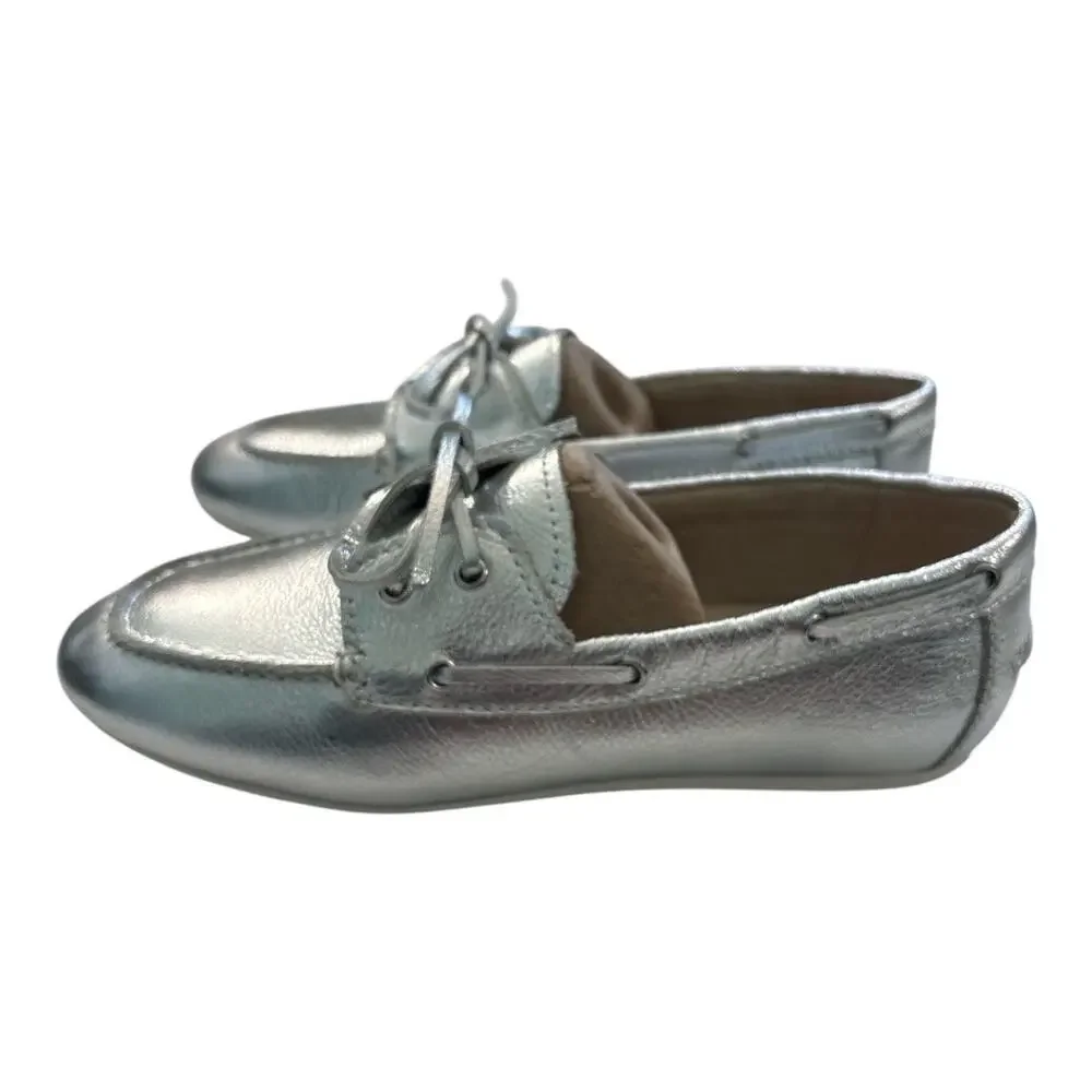 Nine West Women's Yacht Slip-On Boat Shoes Silver Leather Size 9 1/2 Loafers